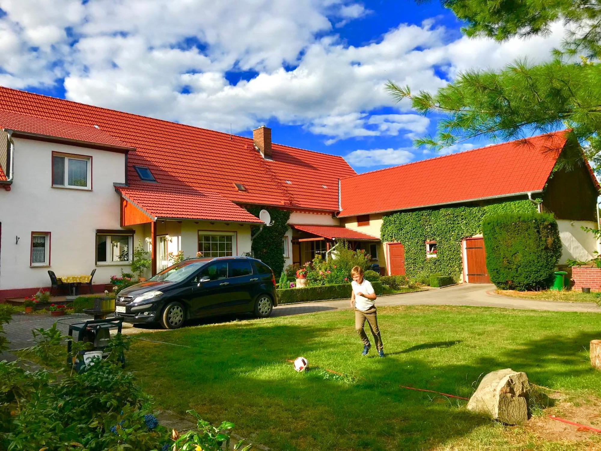 Top-Moderne Ferienwohnung Und Apartments Auf Frueherem Wunderschoenen Bauernhof Im Elbe-Elster-Kreis In Brandenburg Bei Herzberg-Elster, Schoenewalde, Holzdorf Eksteriør billede
