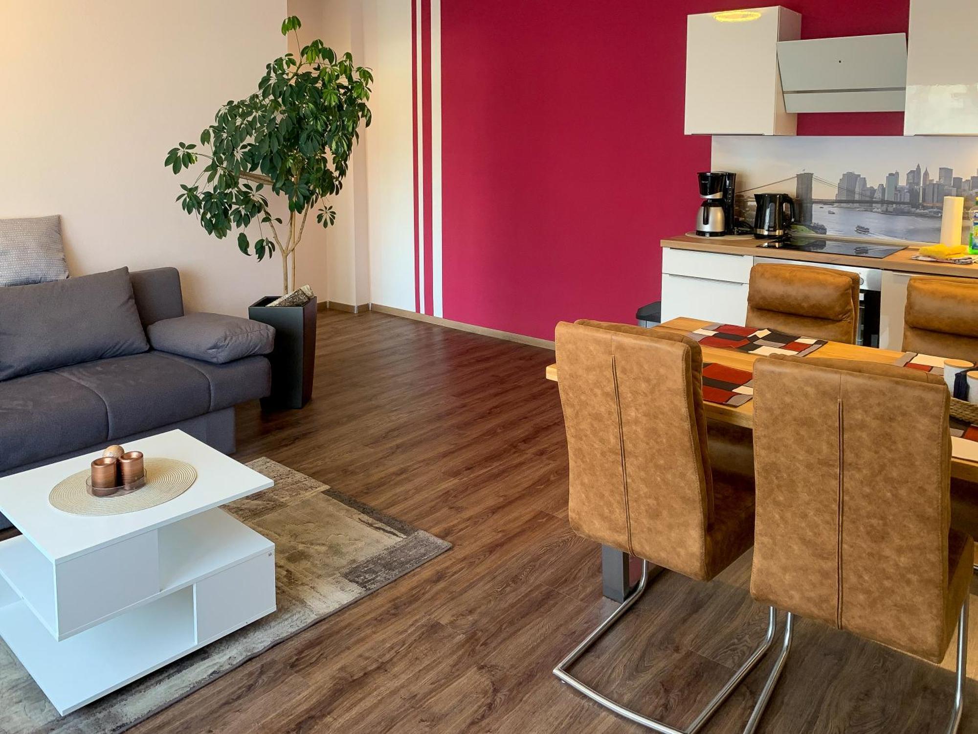 Top-Moderne Ferienwohnung Und Apartments Auf Frueherem Wunderschoenen Bauernhof Im Elbe-Elster-Kreis In Brandenburg Bei Herzberg-Elster, Schoenewalde, Holzdorf Eksteriør billede