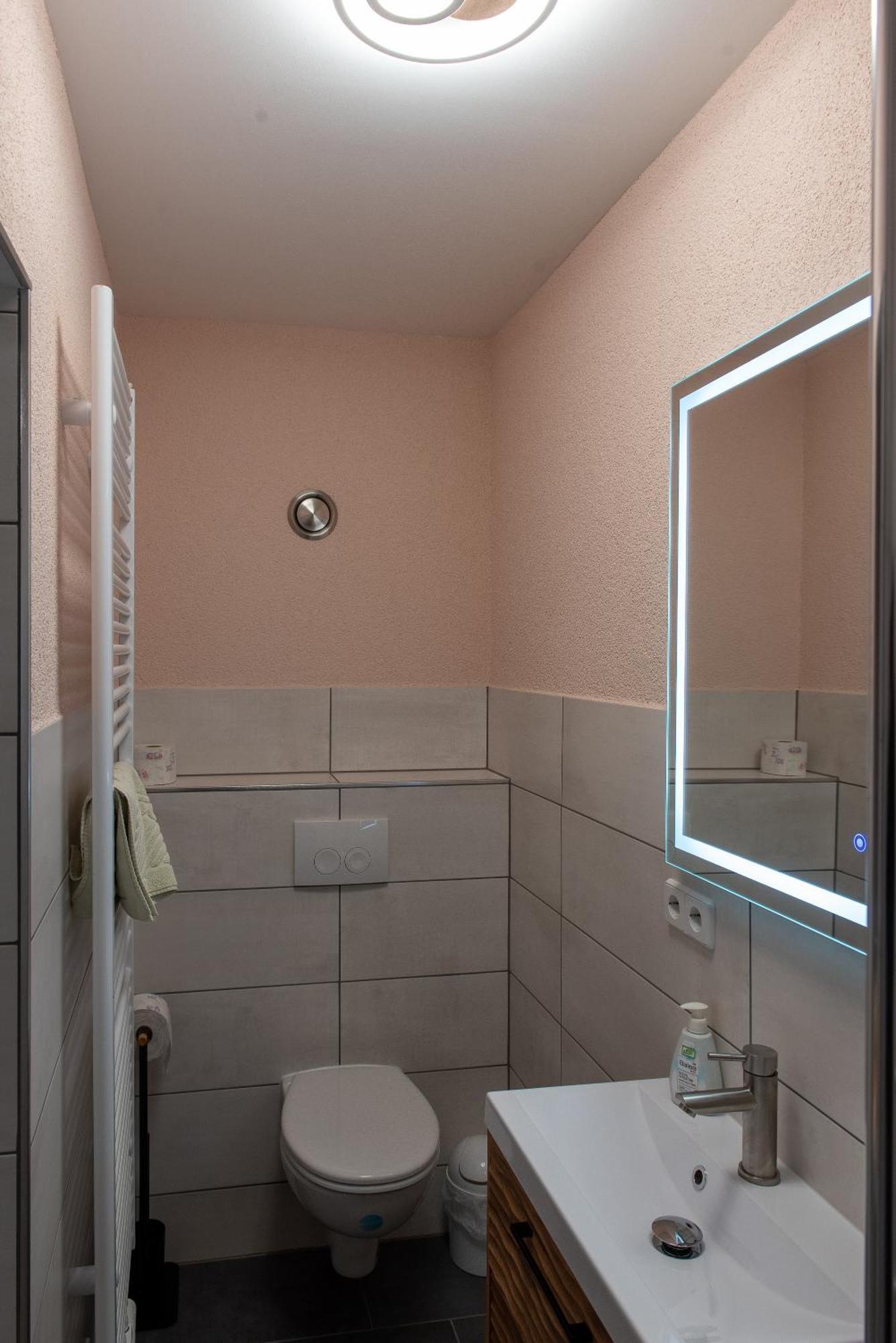 Top-Moderne Ferienwohnung Und Apartments Auf Frueherem Wunderschoenen Bauernhof Im Elbe-Elster-Kreis In Brandenburg Bei Herzberg-Elster, Schoenewalde, Holzdorf Eksteriør billede