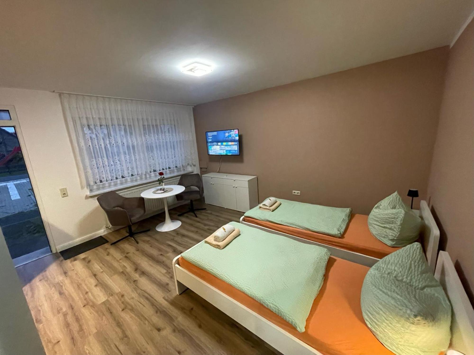 Top-Moderne Ferienwohnung Und Apartments Auf Frueherem Wunderschoenen Bauernhof Im Elbe-Elster-Kreis In Brandenburg Bei Herzberg-Elster, Schoenewalde, Holzdorf Eksteriør billede