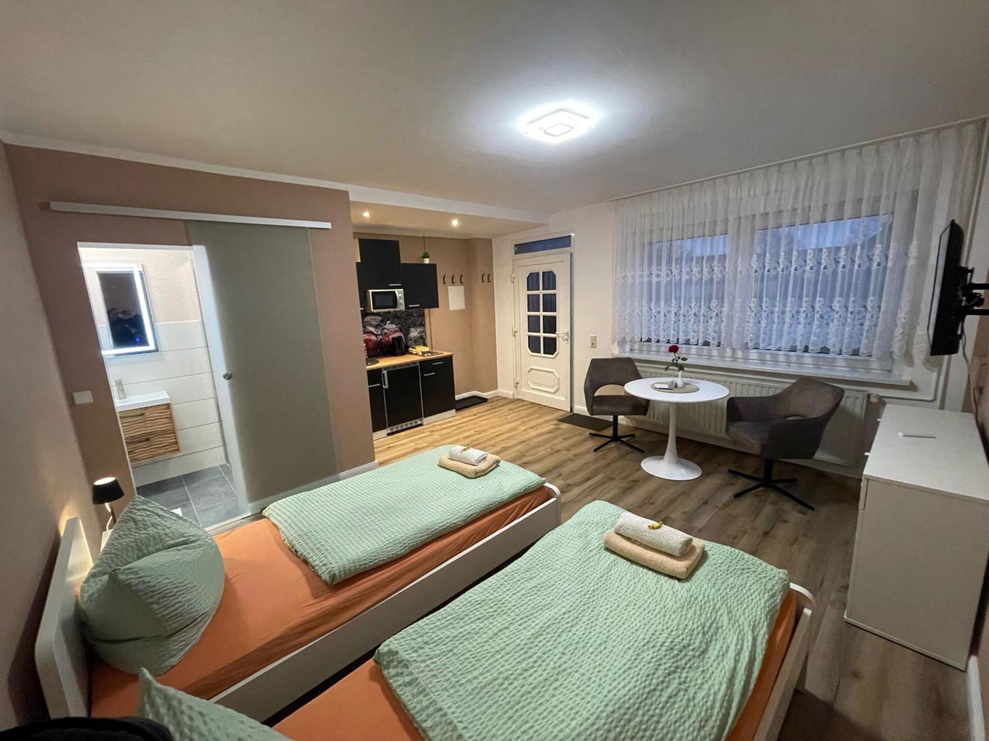 Top-Moderne Ferienwohnung Und Apartments Auf Frueherem Wunderschoenen Bauernhof Im Elbe-Elster-Kreis In Brandenburg Bei Herzberg-Elster, Schoenewalde, Holzdorf Eksteriør billede